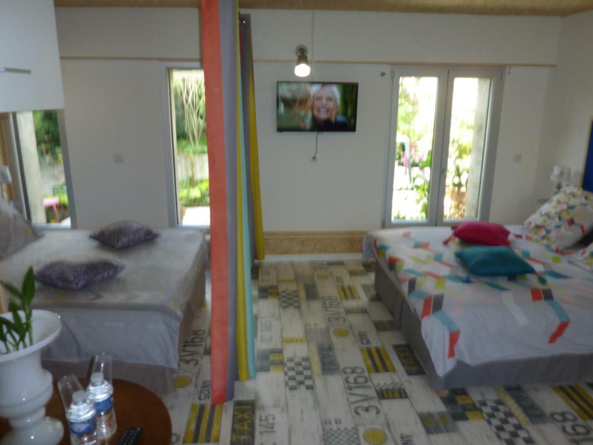 Le Patio D'Eric B&B Aubigny-au-Bac Exteriör bild